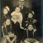 O pai Severino Sombra com seus cinco filhos